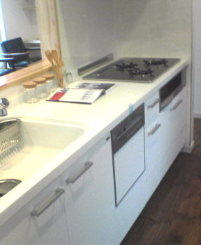 E-HOUSE4