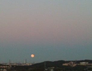 091103_full_moon1t