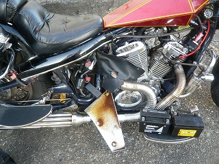 バッテリーとSTEED