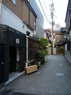 神楽坂の細道