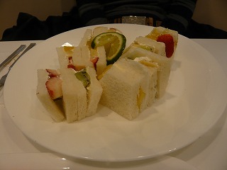 フルーツサンド