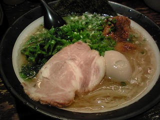誠屋三点盛りらーめん