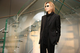 遠い目のYOSHIKI