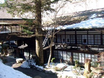 長寿館