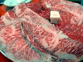お肉