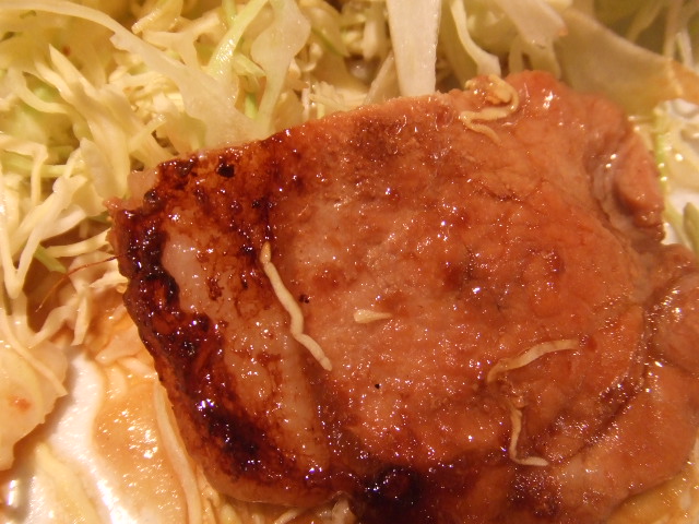 ぶたやお肉焦げ目