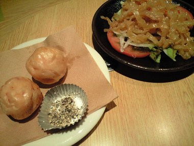イカ団子とくらげ