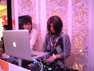 DJ tatsuyaさん