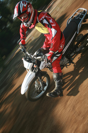200901021_SE240