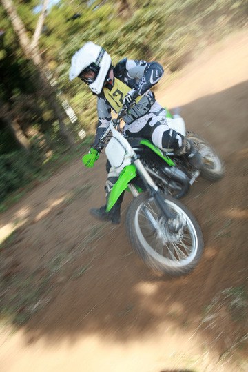 200901021_KX220
