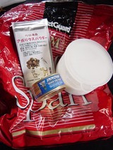 ���餴��