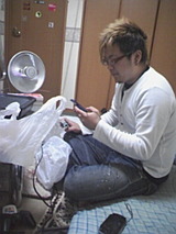 豢 豢