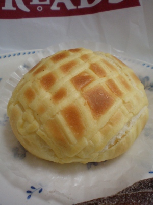 クリームパン