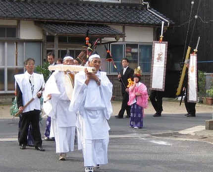 akimaturi2jpg