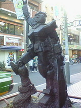 ガンダムブロンズ像2