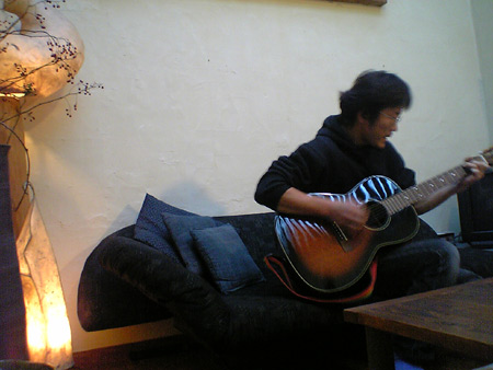 051124-07.jpg