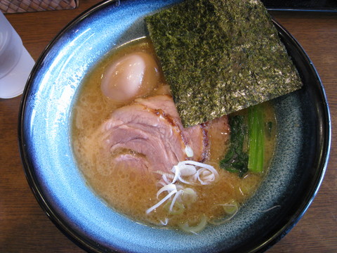 おがわや半チャーシュー+味付玉子