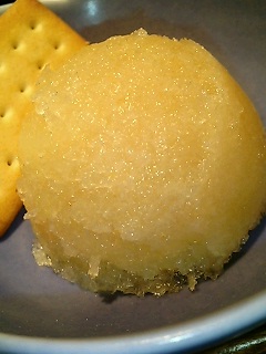 洋梨自体食べるの久しぶり・・・