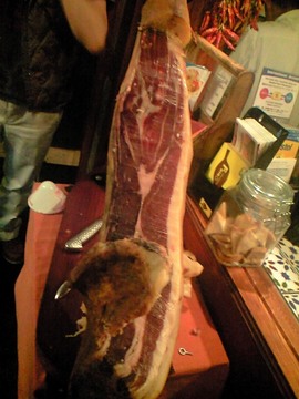 肉のテカリ方がいい!