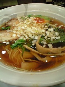 良く言えば「あっさり」