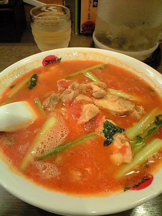 食欲をそそる色