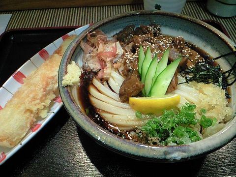 麺のねじり方がそそる!