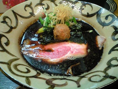 なんか黒いぞ・・・ゞ( ̄▽ ̄;)
