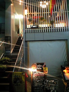 2階がお店です♪