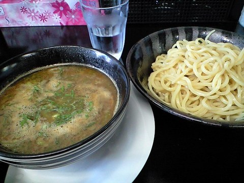 うまそー