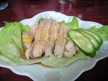 和辛子たっぷりに見えるけど、ピリ辛くらいです
