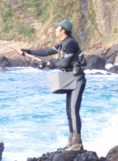ツーハンドを振る 橳島さん