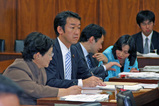 外務委員会