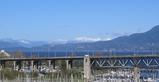 2005年3月30日朝の風景、海の向こう