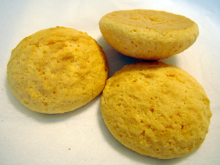 バナナとチョコのパン＆小さな夕張メロンのパン