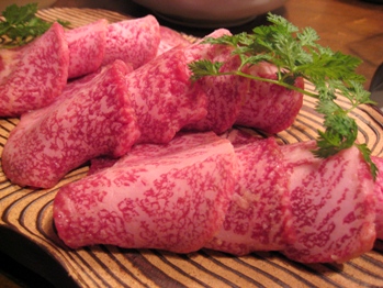 にく