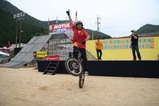 img_263048_2956537_6