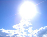 まぶしい太陽
