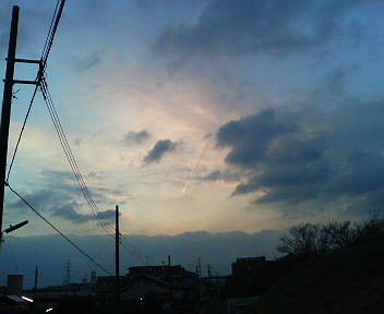 asada hiroyuki.com-遠くの空