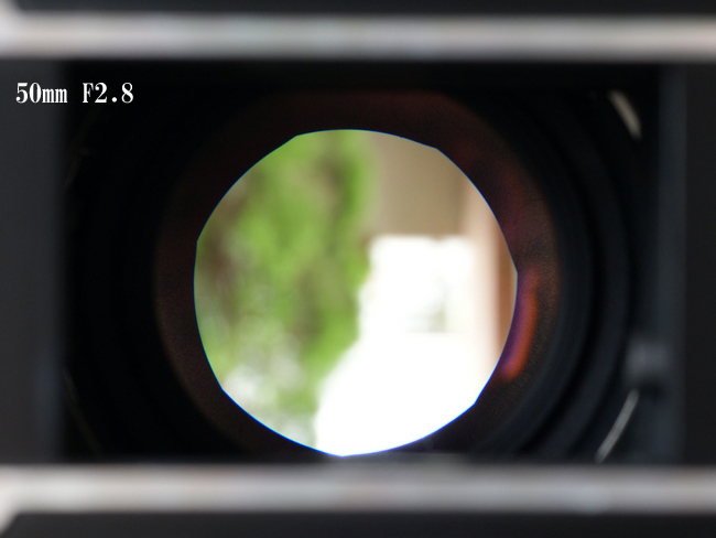 50mm　F2.8