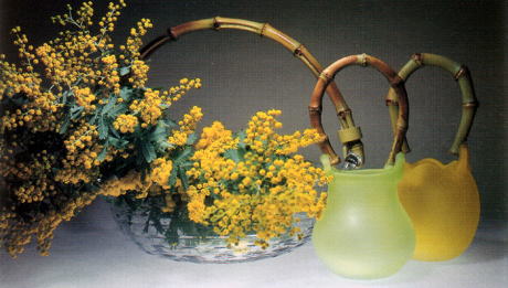 200404　春花籠　有松啓介吹きガラス作品展
