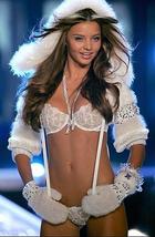 �ߥ��������� ������Miranda Kerr