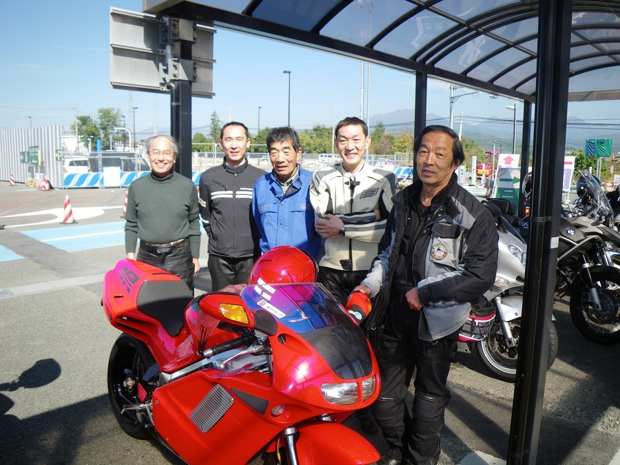 09�̺�MC�ƥ���KTM 006