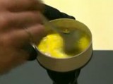 世界一明るい懐中電灯でスクランブルエッグ