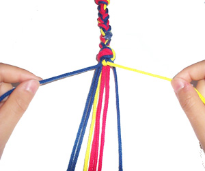 ミサンガ/ななめ模様作り方8