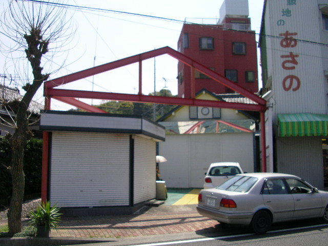 尾鷲メイン通りの店1