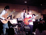 DAPHNEライブ