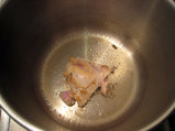 チキンを炒める