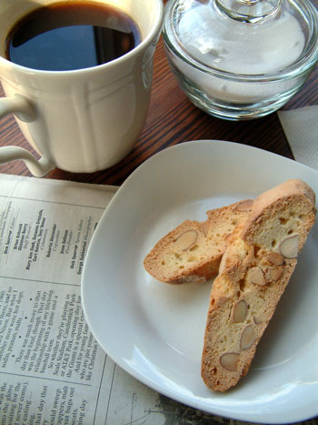 ビスコティとコーヒー