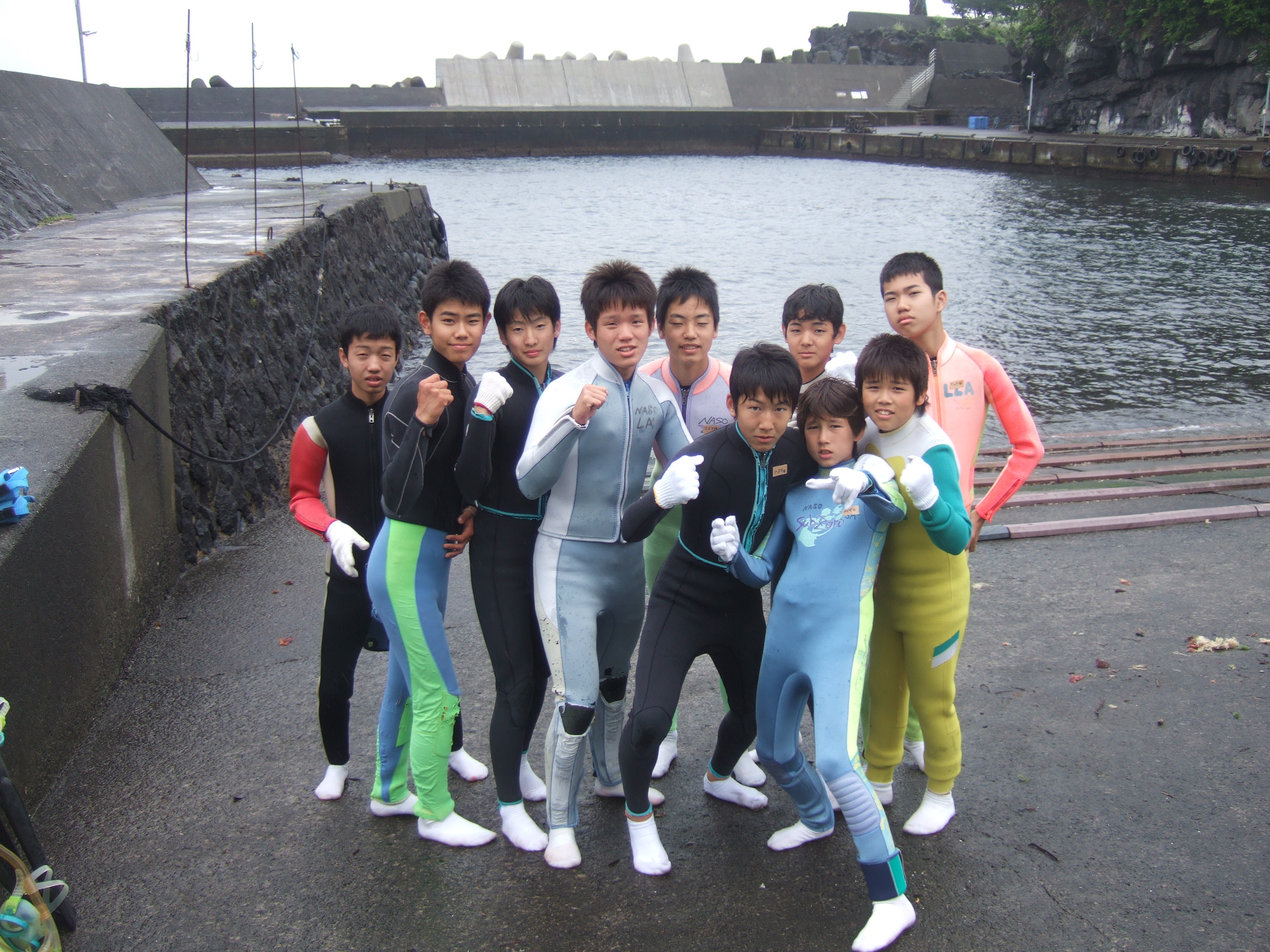 中学生男子　風呂　 雨をぶっとばせ！鷹木中学校のみなさん : ＶＩＶＡ！修学旅行でスノーケリング