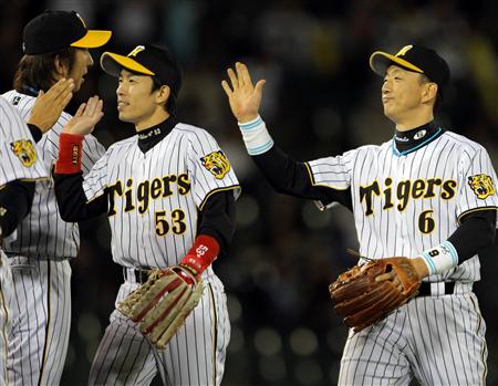 【楽天ランキング1位】 在庫3】未開封ボックス [BBM 2006 阪神タイガース](藤川球児 ボックス